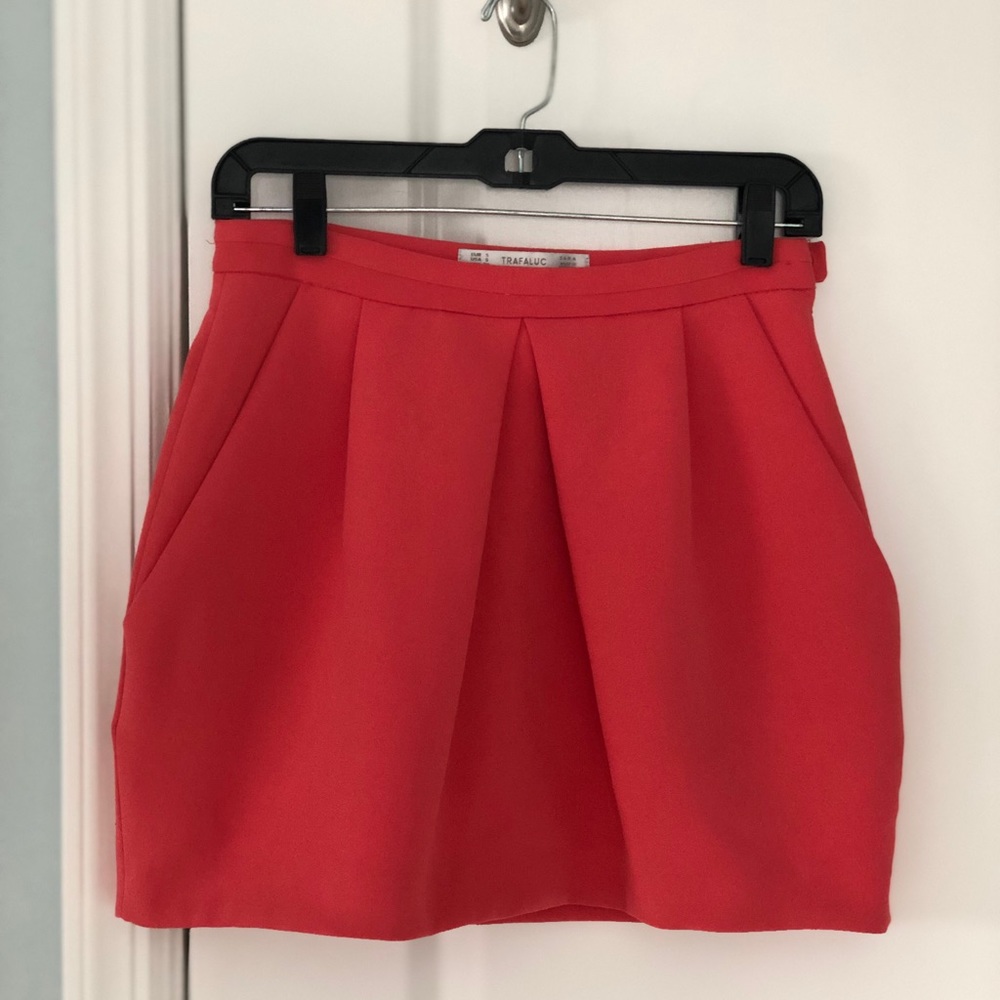 Zara Trafaluc Mini Skirt with pockets